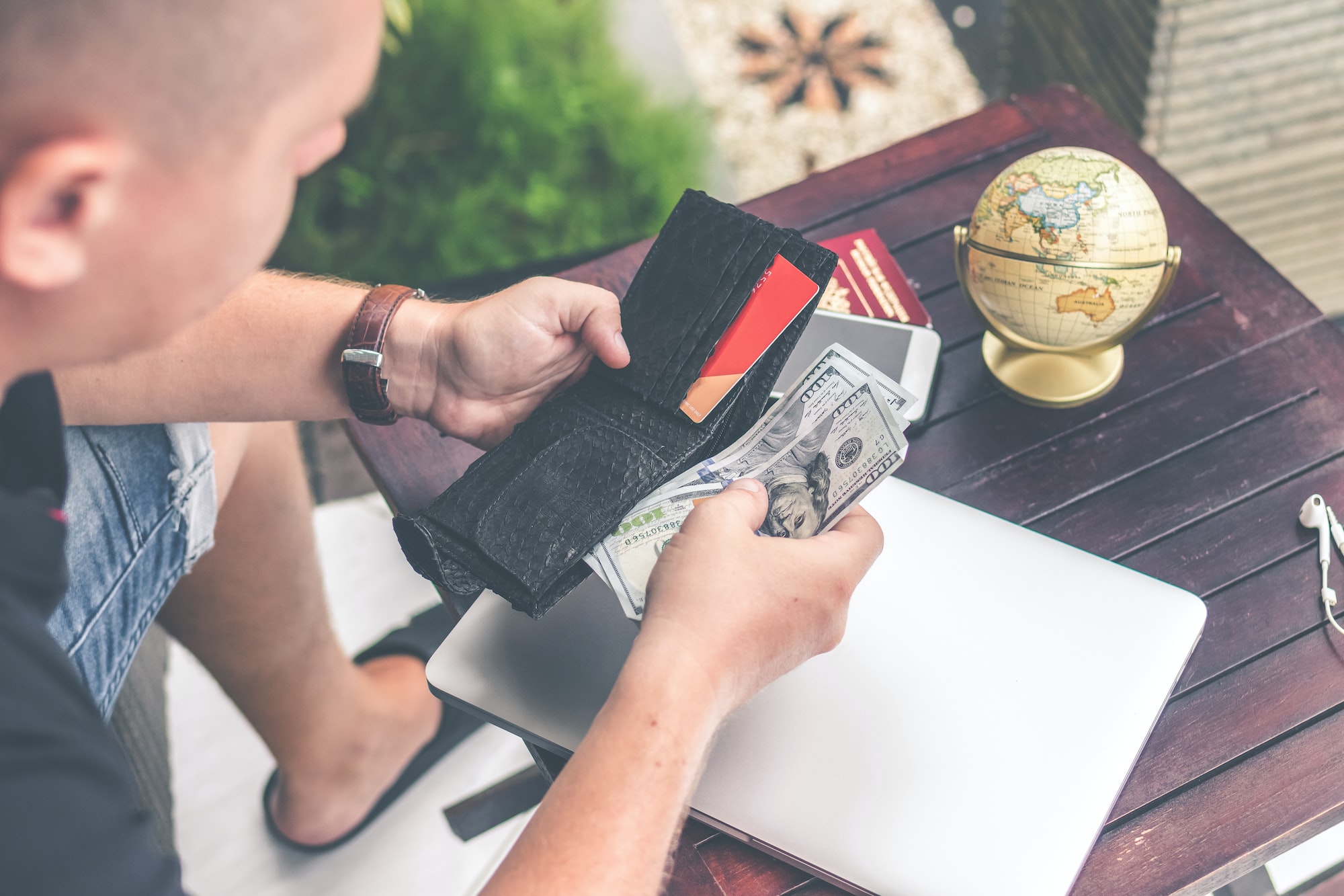 Why Bootstrapping Your Start-up Idea is Inevitable for Long-term Business Success?